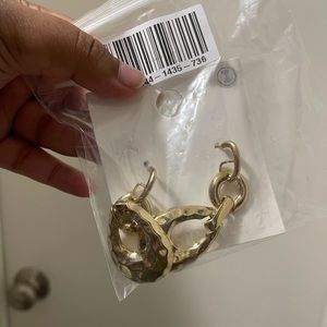 Gold earrings from forever 21 New